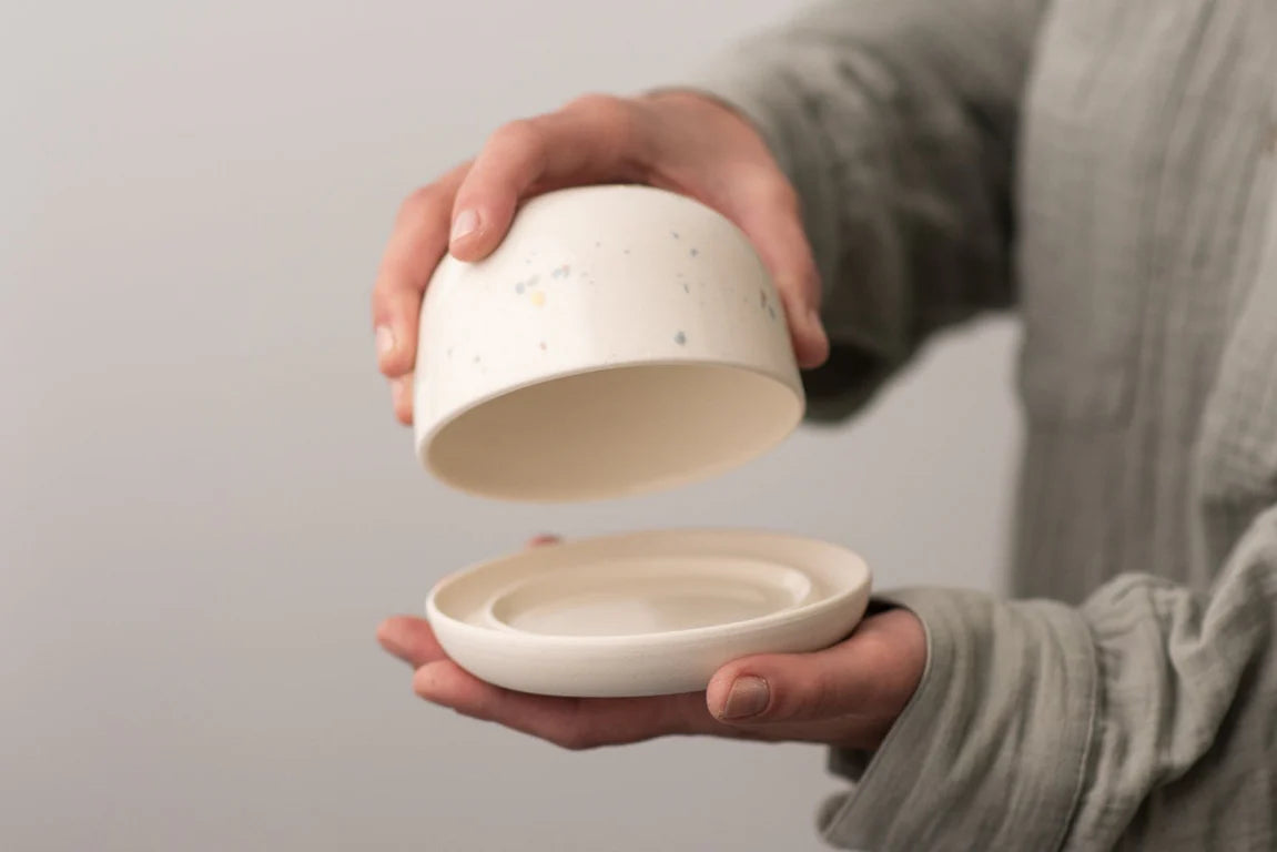 Beurrier cloche en céramique artisanale