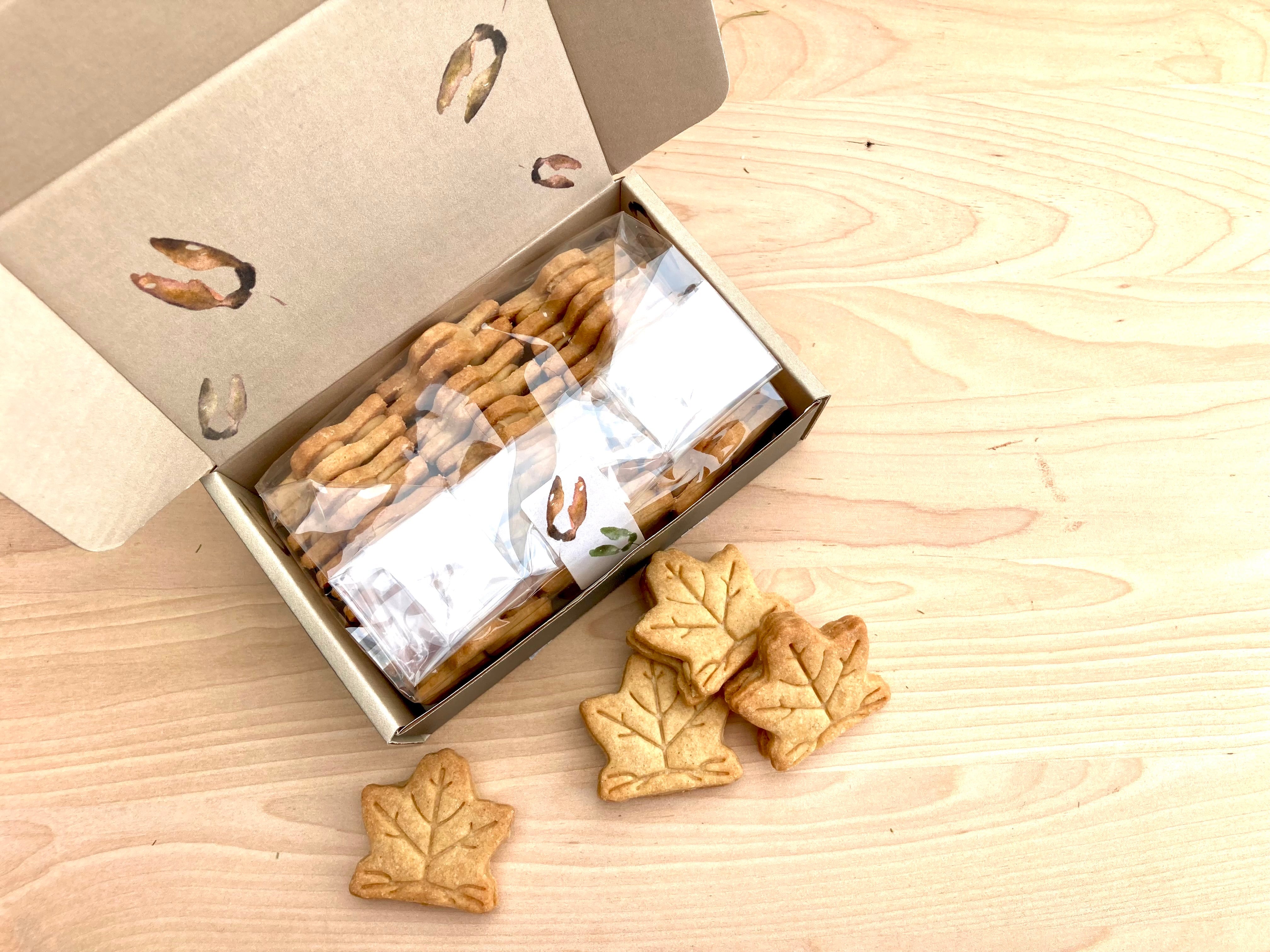 Biscuits feuille d'érable artisanaux