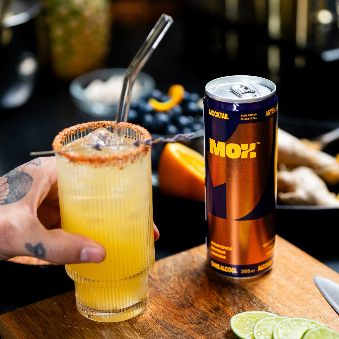 Canette et verre de MOX 1 en action