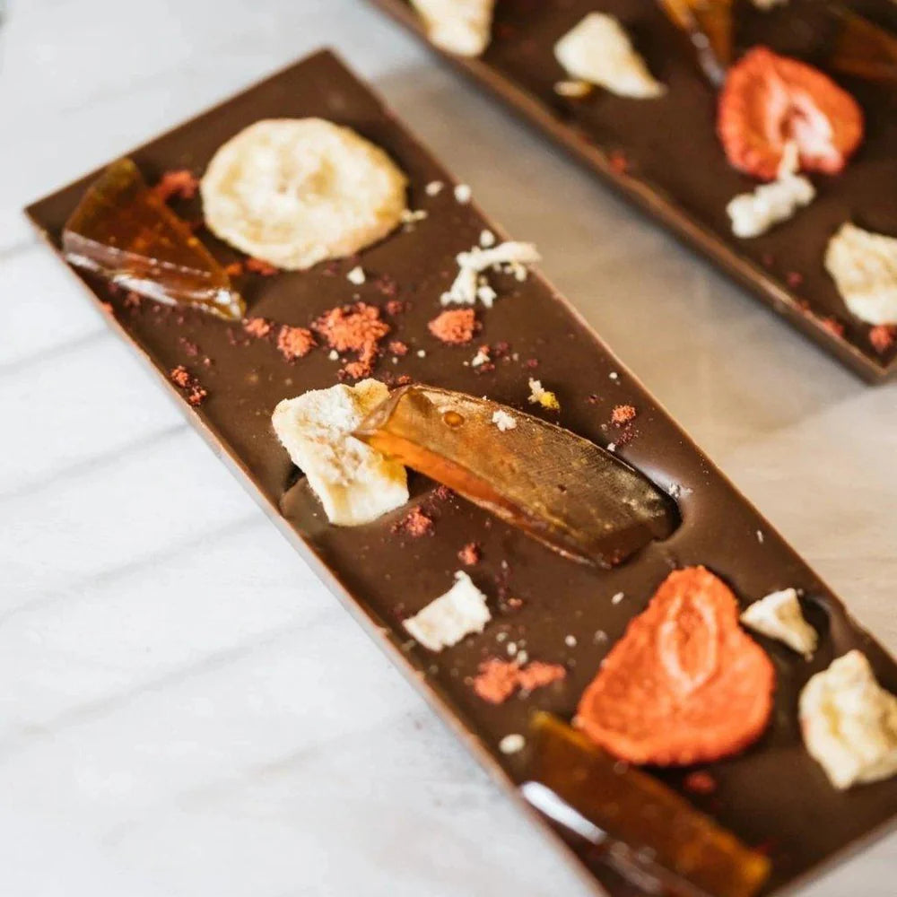 Banana Split Soy Milk Chocolate Bar | Racines boréales